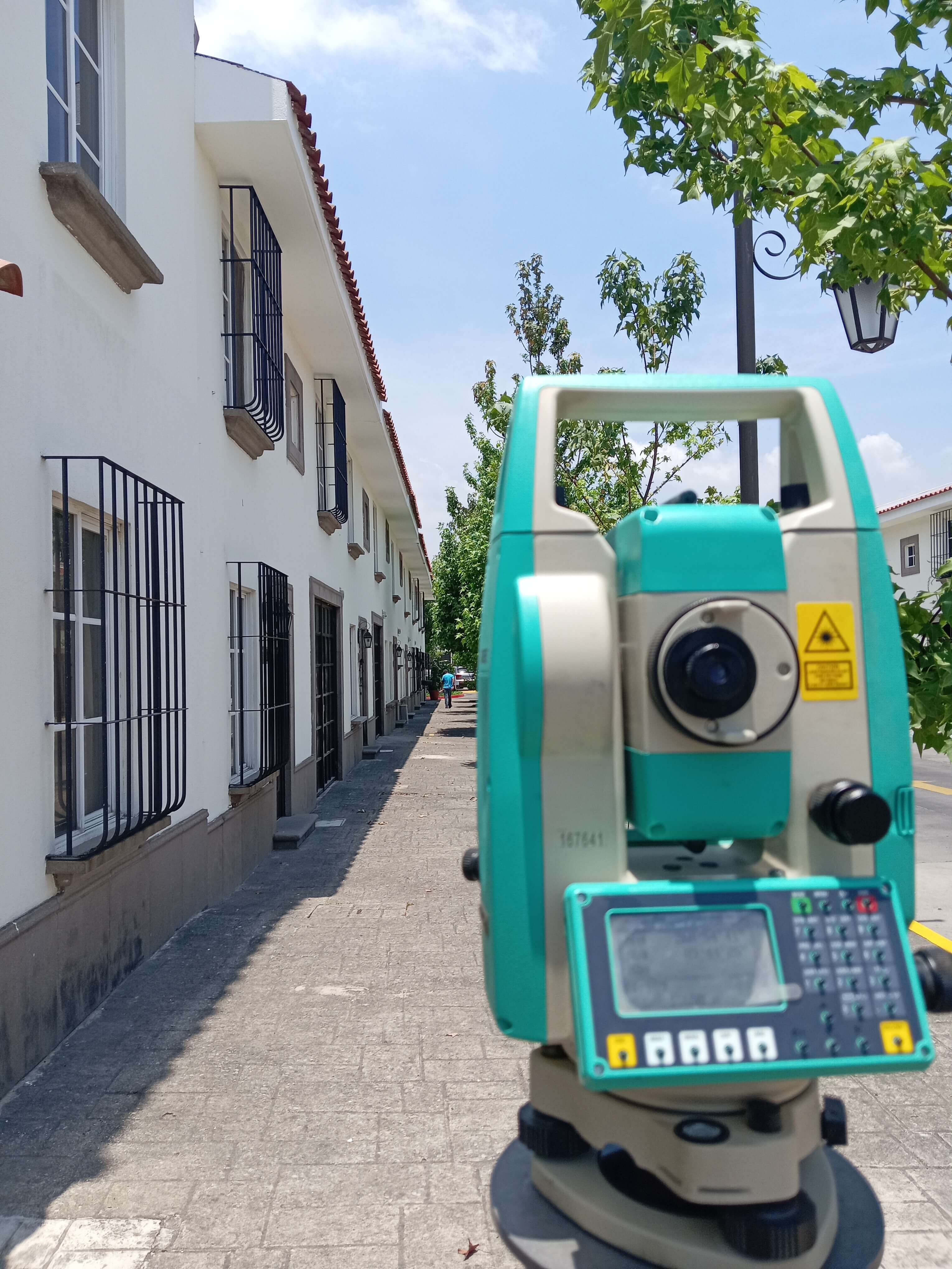 Trabajo de topografía en campo